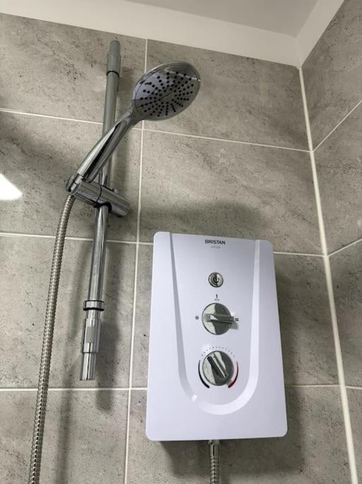 Luxury Cozy 3 Bed Apartment 5Mins From City - Free Parking! Nottingham Kültér fotó